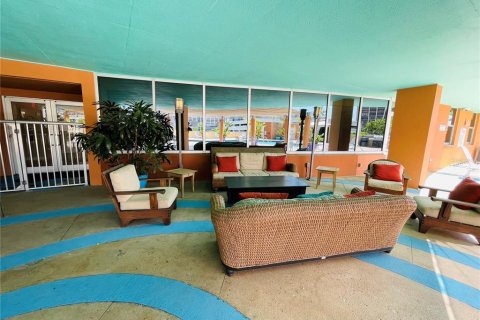 Condominio en alquiler en Orlando, Florida, 2 dormitorios, 107.49 m2 № 1657935 - foto 27