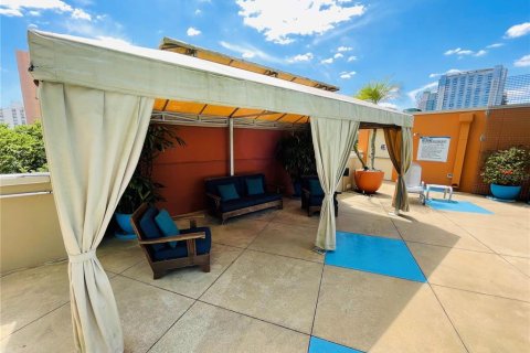 Condominio en alquiler en Orlando, Florida, 2 dormitorios, 107.49 m2 № 1657935 - foto 24