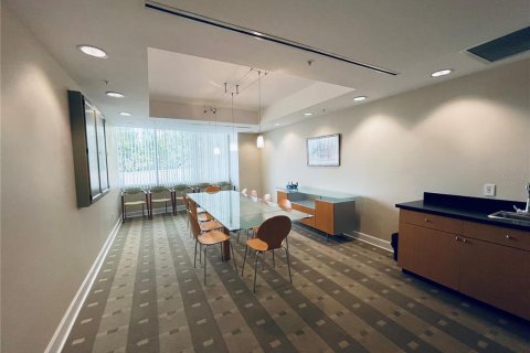 Condominio en alquiler en Orlando, Florida, 2 dormitorios, 107.49 m2 № 1657935 - foto 30