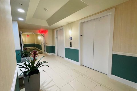 Condominio en alquiler en Orlando, Florida, 2 dormitorios, 107.49 m2 № 1657935 - foto 14