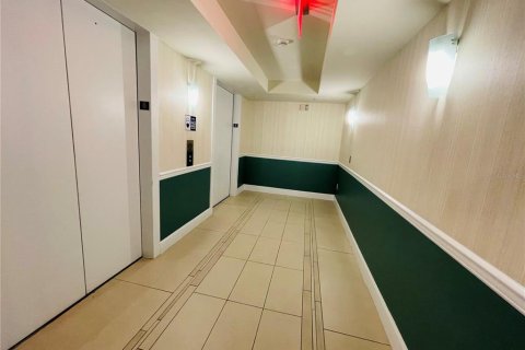 Condominio en alquiler en Orlando, Florida, 2 dormitorios, 107.49 m2 № 1657935 - foto 15