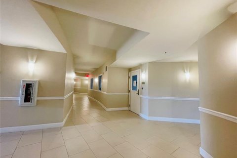 Condominio en alquiler en Orlando, Florida, 2 dormitorios, 107.49 m2 № 1657935 - foto 16