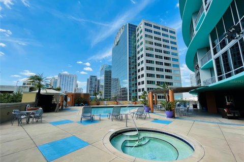 Condominio en alquiler en Orlando, Florida, 2 dormitorios, 107.49 m2 № 1657935 - foto 20