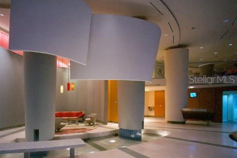 Condominio en alquiler en Orlando, Florida, 2 dormitorios, 107.49 m2 № 1657935 - foto 10