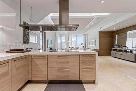 Copropriété à vendre à North Miami Beach, Floride: 3 chambres, 192.96 m2 № 1763601 - photo 15