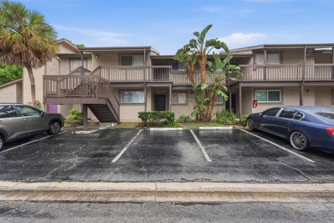 Condo in Tampa, Florida, 2 bedrooms № 2103527