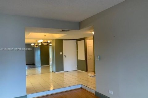 Copropriété à vendre à Lauderhill, Floride: 1 chambre, 74.32 m2 № 2004168 - photo 4