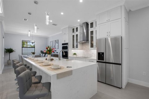 Villa ou maison à vendre à Nokomis, Floride: 3 chambres, 193.42 m2 № 1745271 - photo 9