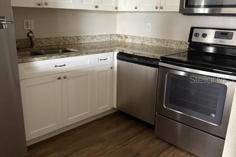 Condo in Tarpon Springs, Florida, 2 bedrooms  № 2101433 - photo 3