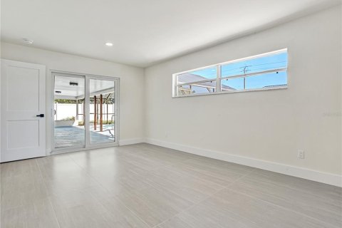 Villa ou maison à vendre à Bradenton, Floride: 4 chambres, 185.06 m2 № 2437178 - photo 28