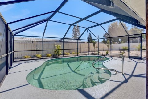 Villa ou maison à vendre à Bradenton, Floride: 4 chambres, 185.06 m2 № 2437178 - photo 21