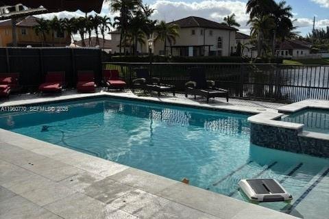 Купить виллу или дом в Майами, Флорида 4 спальни, 217.21м2, № 2023609 - фото 7