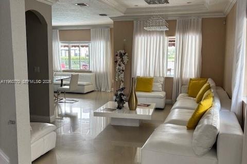 Купить виллу или дом в Майами, Флорида 4 спальни, 217.21м2, № 2023609 - фото 4