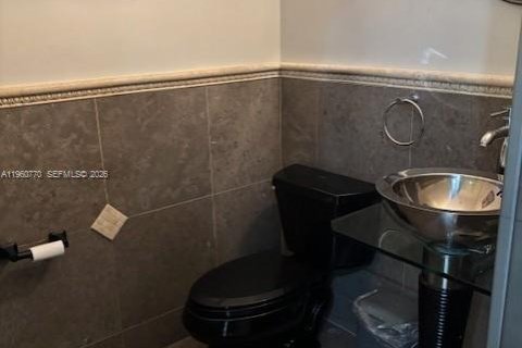 Купить виллу или дом в Майами, Флорида 4 спальни, 217.21м2, № 2023609 - фото 10