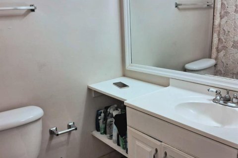 Copropriété à louer à Deerfield Beach, Floride: 2 chambres, 88.26 m2 № 2417680 - photo 12