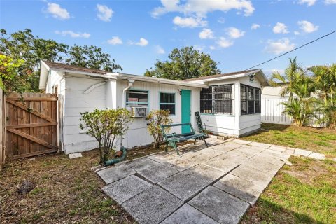 Casa en venta en Saint Petersburg, Florida, 2 dormitorios, 87.61 m2 № 1746888 - foto 24