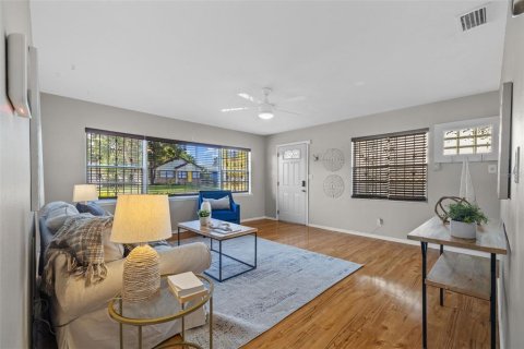 Casa en venta en Saint Petersburg, Florida, 2 dormitorios, 87.61 m2 № 1746888 - foto 6