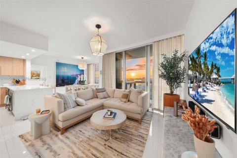 Condominio en alquiler en Miami Beach, Florida, 2 dormitorios, 118.91 m2 № 2020751 - foto 18