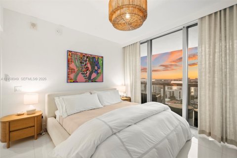 Condominio en alquiler en Miami Beach, Florida, 2 dormitorios, 118.91 m2 № 2020751 - foto 10