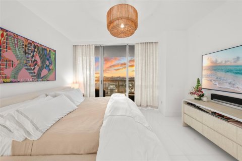 Condominio en alquiler en Miami Beach, Florida, 2 dormitorios, 118.91 m2 № 2020751 - foto 30