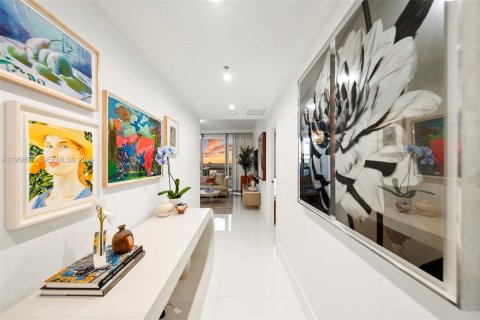 Condominio en alquiler en Miami Beach, Florida, 2 dormitorios, 118.91 m2 № 2020751 - foto 8