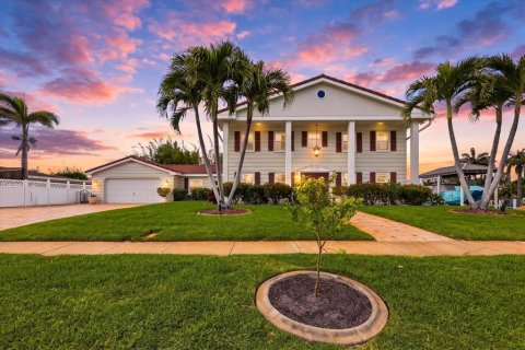 Villa ou maison à vendre à Clearwater, Floride: 4 chambres, 312.71 m2 № 2135533 - photo 14