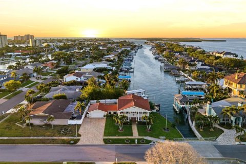 Villa ou maison à vendre à Clearwater, Floride: 4 chambres, 312.71 m2 № 2135533 - photo 30