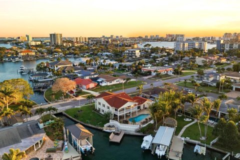 Villa ou maison à vendre à Clearwater, Floride: 4 chambres, 312.71 m2 № 2135533 - photo 28