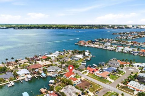 Villa ou maison à vendre à Clearwater, Floride: 4 chambres, 312.71 m2 № 2135533 - photo 27