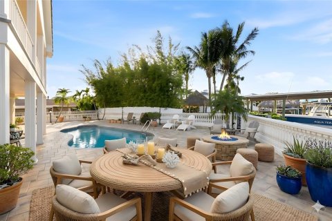Villa ou maison à vendre à Clearwater, Floride: 4 chambres, 312.71 m2 № 2135533 - photo 11