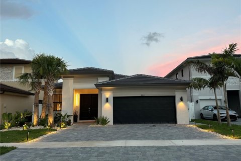 Villa ou maison à Miramar, Floride 3 chambres, 190.17 m2 № 2070775