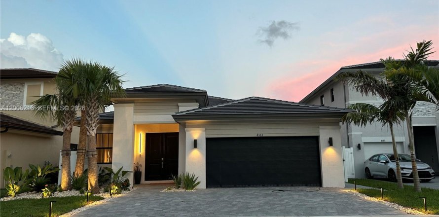Villa ou maison à Miramar, Floride 3 chambres, 190.17 m2 № 2070775