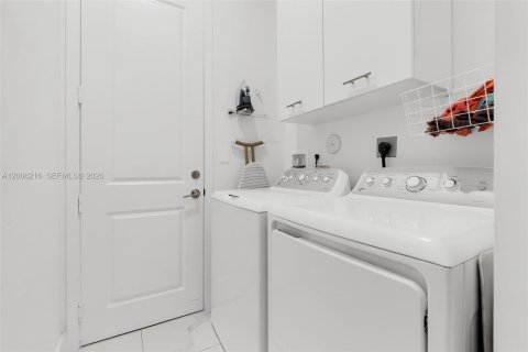 Villa ou maison à vendre à Miramar, Floride: 3 chambres, 190.17 m2 № 2070775 - photo 30