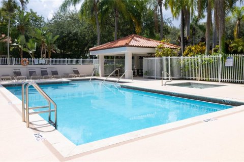 Adosado en venta en Miami, Florida, 2 dormitorios, 109.35 m2 № 1893417 - foto 26