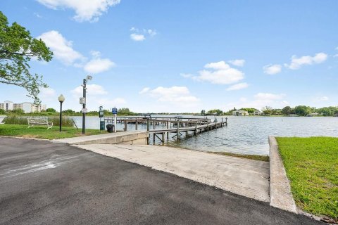 Condo in Orlando, Florida, 2 bedrooms  № 1843742 - photo 29