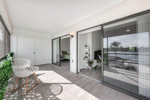 Condo in Orlando, Florida, 2 bedrooms  № 1843742 - photo 13
