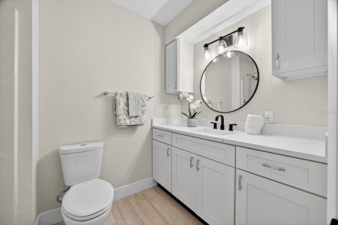 Casa en venta en Brandon, Florida, 4 dormitorios, 152.64 m2 № 1907711 - foto 13