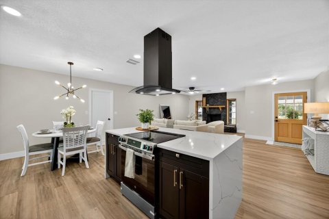 Casa en venta en Brandon, Florida, 4 dormitorios, 152.64 m2 № 1907711 - foto 10