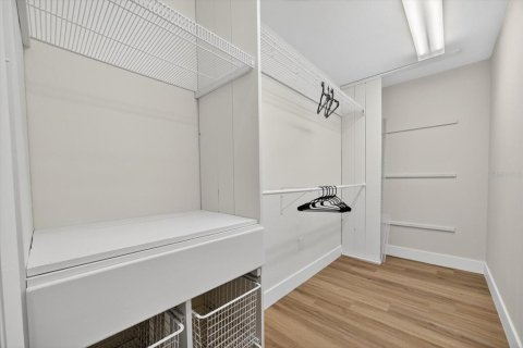 Casa en venta en Brandon, Florida, 4 dormitorios, 152.64 m2 № 1907711 - foto 17