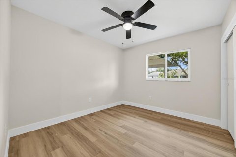 Casa en venta en Brandon, Florida, 4 dormitorios, 152.64 m2 № 1907711 - foto 21
