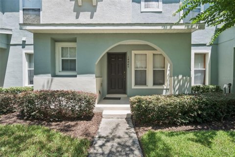 Touwnhouse à vendre à Orlando, Floride: 3 chambres, 154.5 m2 № 2347559 - photo 2