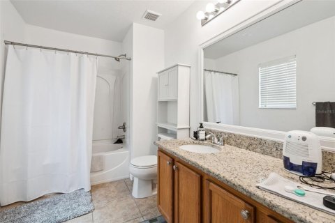 Touwnhouse à vendre à Orlando, Floride: 3 chambres, 154.5 m2 № 2347559 - photo 14