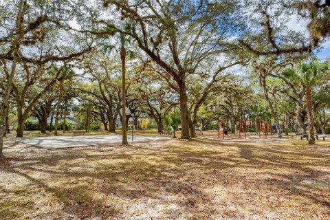 Touwnhouse à vendre à Orlando, Floride: 3 chambres, 154.5 m2 № 2347559 - photo 30