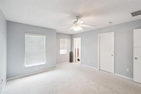 Touwnhouse à vendre à Orlando, Floride: 3 chambres, 154.5 m2 № 2347559 - photo 10