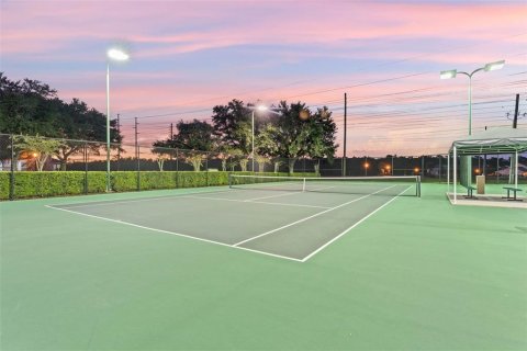Touwnhouse à vendre à Orlando, Floride: 3 chambres, 154.5 m2 № 2347559 - photo 27