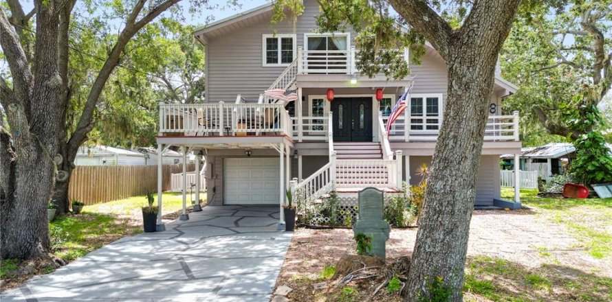 Villa ou maison à Gibsonton, Floride 3 chambres, 185.99 m2 № 1784449