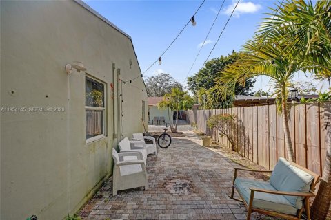 Villa ou maison à vendre à Fort Lauderdale, Floride: 4 chambres, 208.84 m2 № 2025403 - photo 16