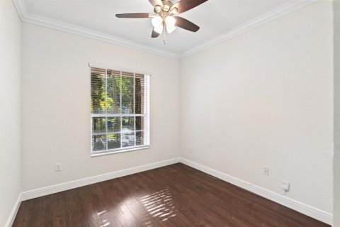 House in Miramar, Florida 6 bedrooms, 286.6 sq.m. № 2254336 - photo 28