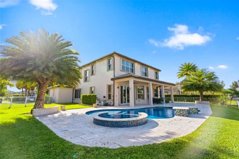 House in Miramar, Florida 6 bedrooms, 286.6 sq.m. № 2254336 - photo 6