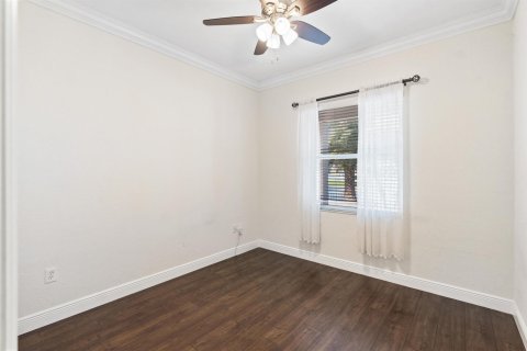 House in Miramar, Florida 6 bedrooms, 286.6 sq.m. № 2254336 - photo 25